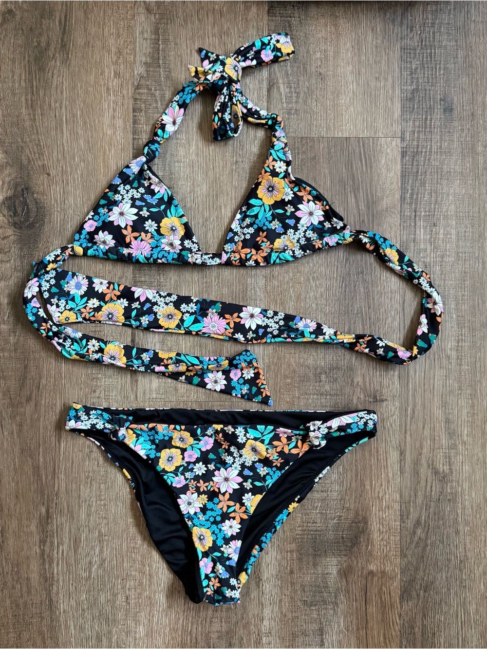 O’Neill Floral Black Triangle Bikini Set - Multicolor Flowers